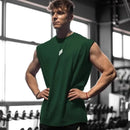 Regata esportiva masculina, solta, respirável e de secagem rápida, ideal para treinos no verão.