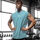 Regata esportiva masculina, solta, respirável e de secagem rápida, ideal para treinos no verão.