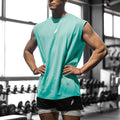 Regata esportiva masculina, solta, respirável e de secagem rápida, ideal para treinos no verão.