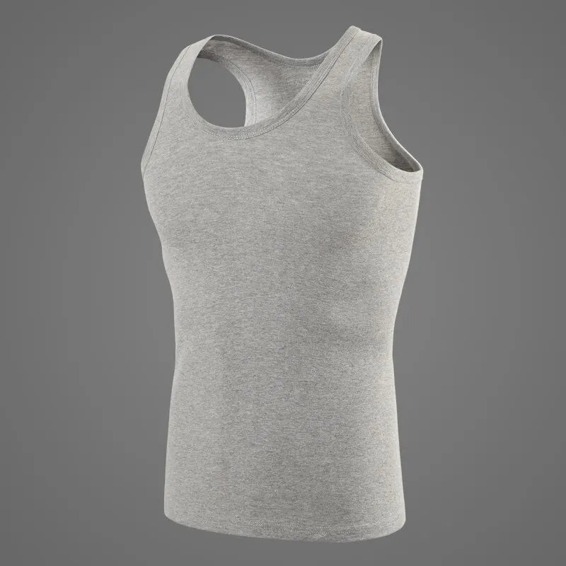 Regata masculina de algodão, esportiva e justa, disponível em kit com 1, 3 ou 5 peças. Ideal para adolescentes, lazer e treino, estilo simples e versátil.