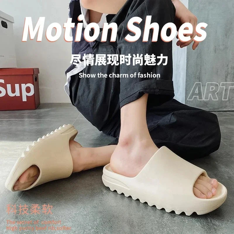 Chinelo EVA com solado antiderrapante, plataforma grossa e macia, para mulheres e homens. Ideal para uso interno, externo, banho e banheiro.